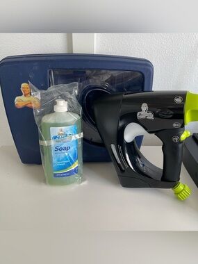 Mr. Clean Auto Dry Pro-Series All-In-One Car Detail Kit Soap Carrying Case